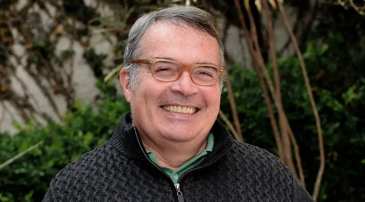 50% OFF em curso de Gestão e Liderança com ex-CEO da Azul no Mês do Consumidor