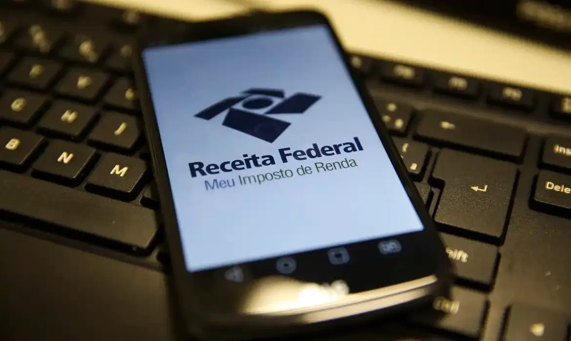 Falso app do Imposto de Renda rouba dados de usuários; veja como se proteger