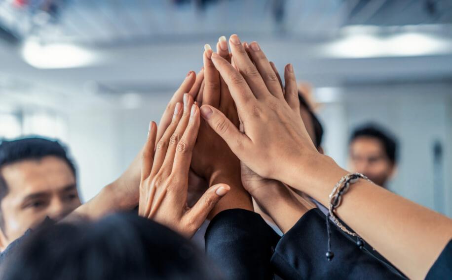Quando usar “nós” ou “eu”? A lição definitiva sobre liderança e responsabilidade