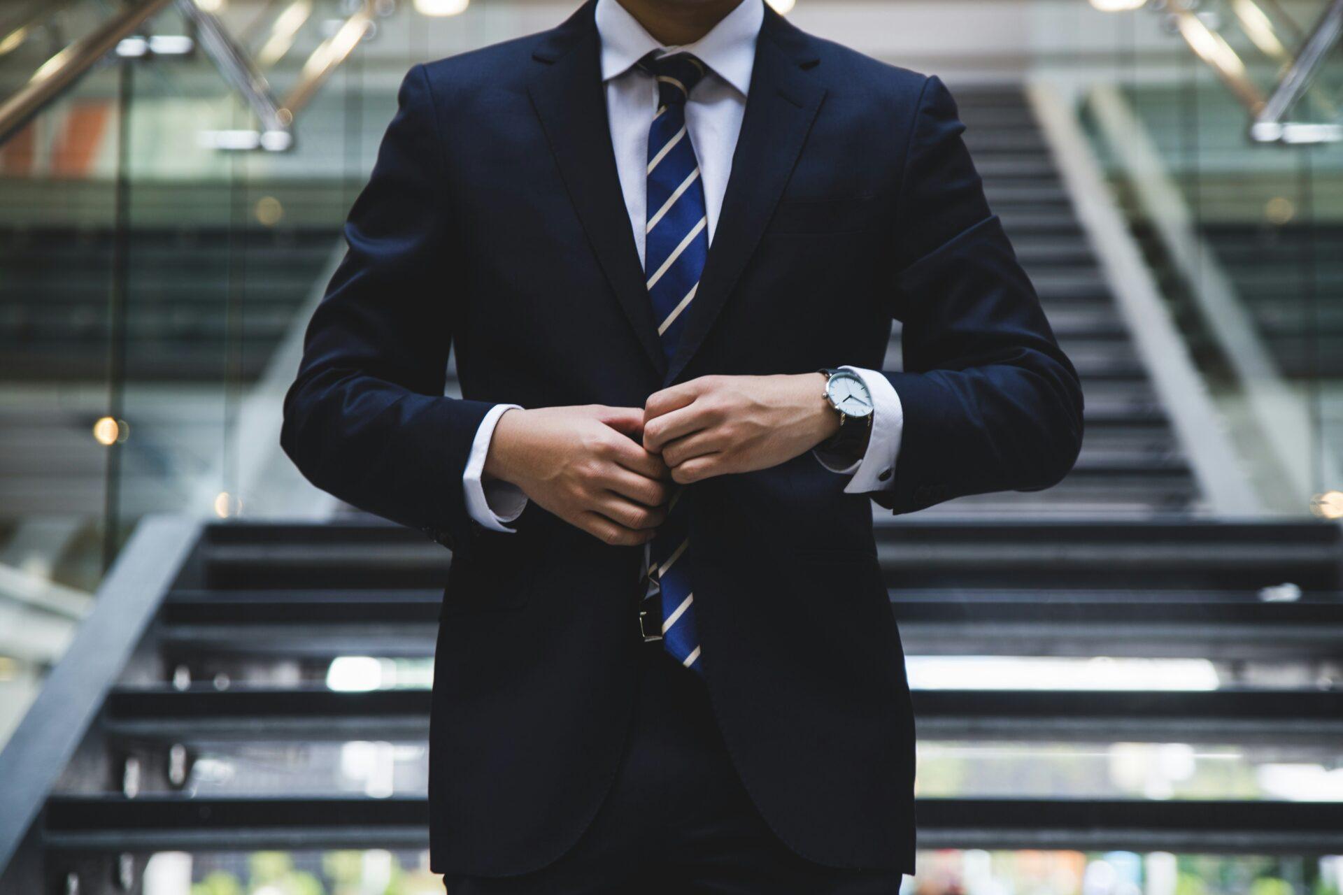 Flexibilidade de Personalidade como Ferramenta de Relacionamento Bancário: Um Relato de Experiência com Clientes PJ