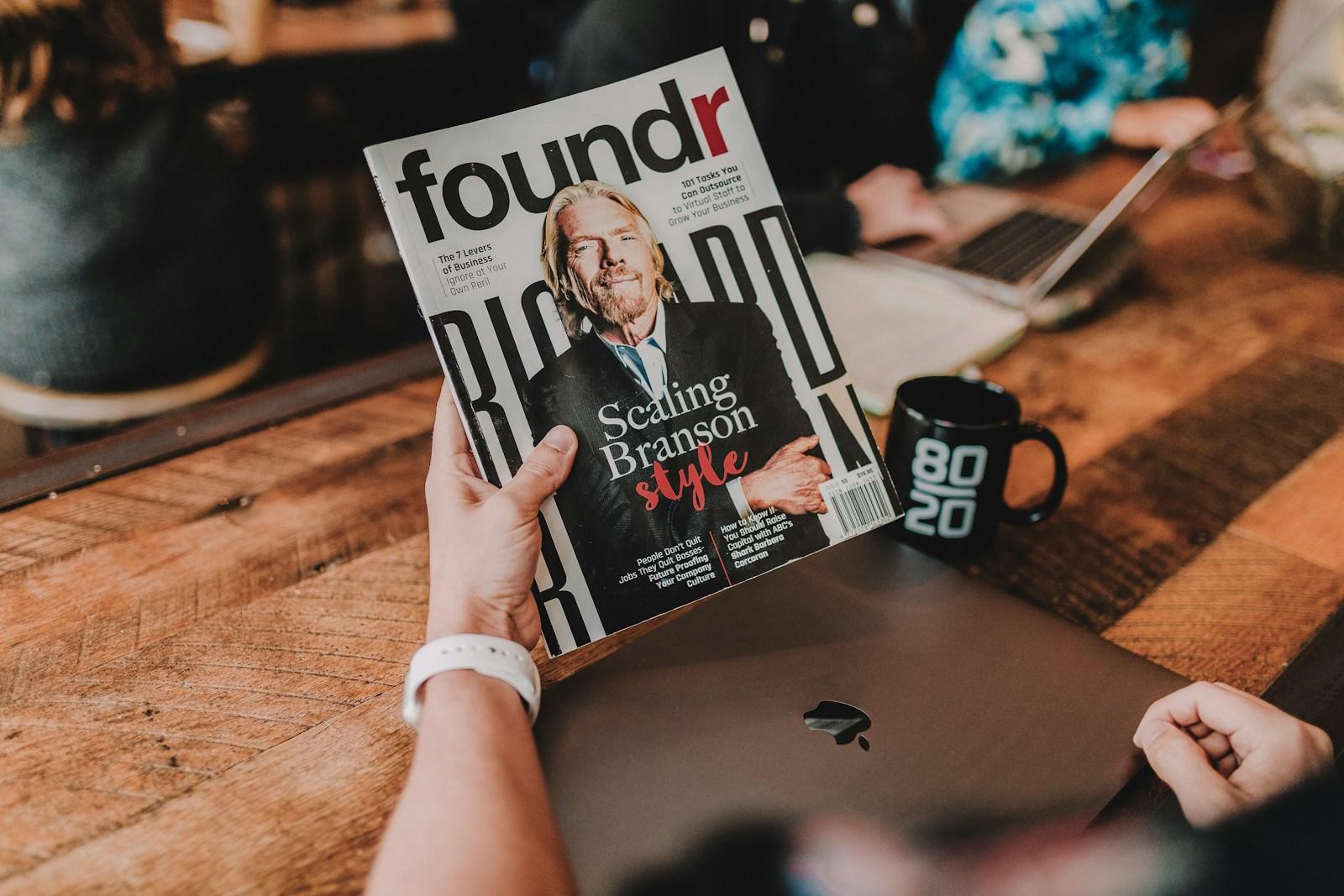 Este truque psicológico ajuda Richard Branson a vencer a dúvida e assumir riscos