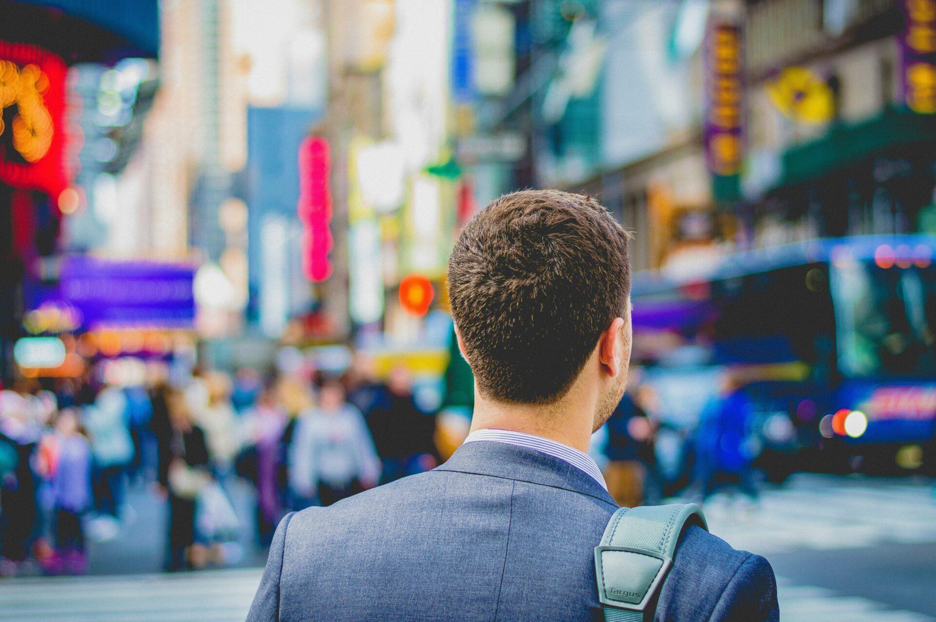 Começou em um emprego novo? Veja o que fazer!