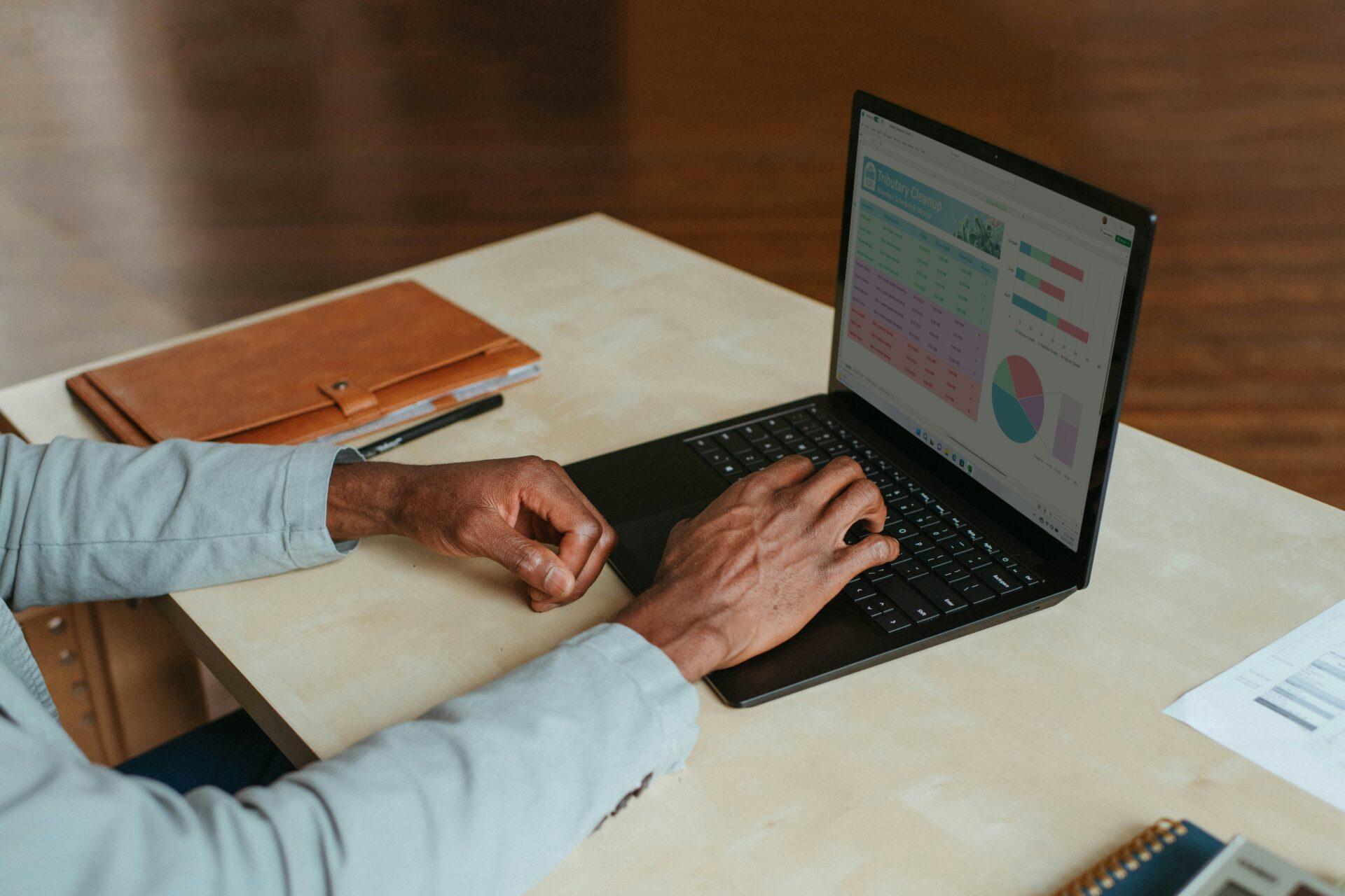 "Você está trabalhando?":  A pergunta que todo profissional de home office está cansado de ouvir