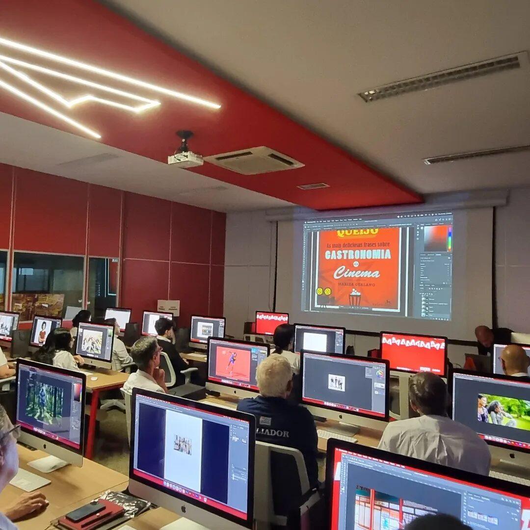 SENAI e Adobe criam sala de IA criativa para aproximar alunos do mercado