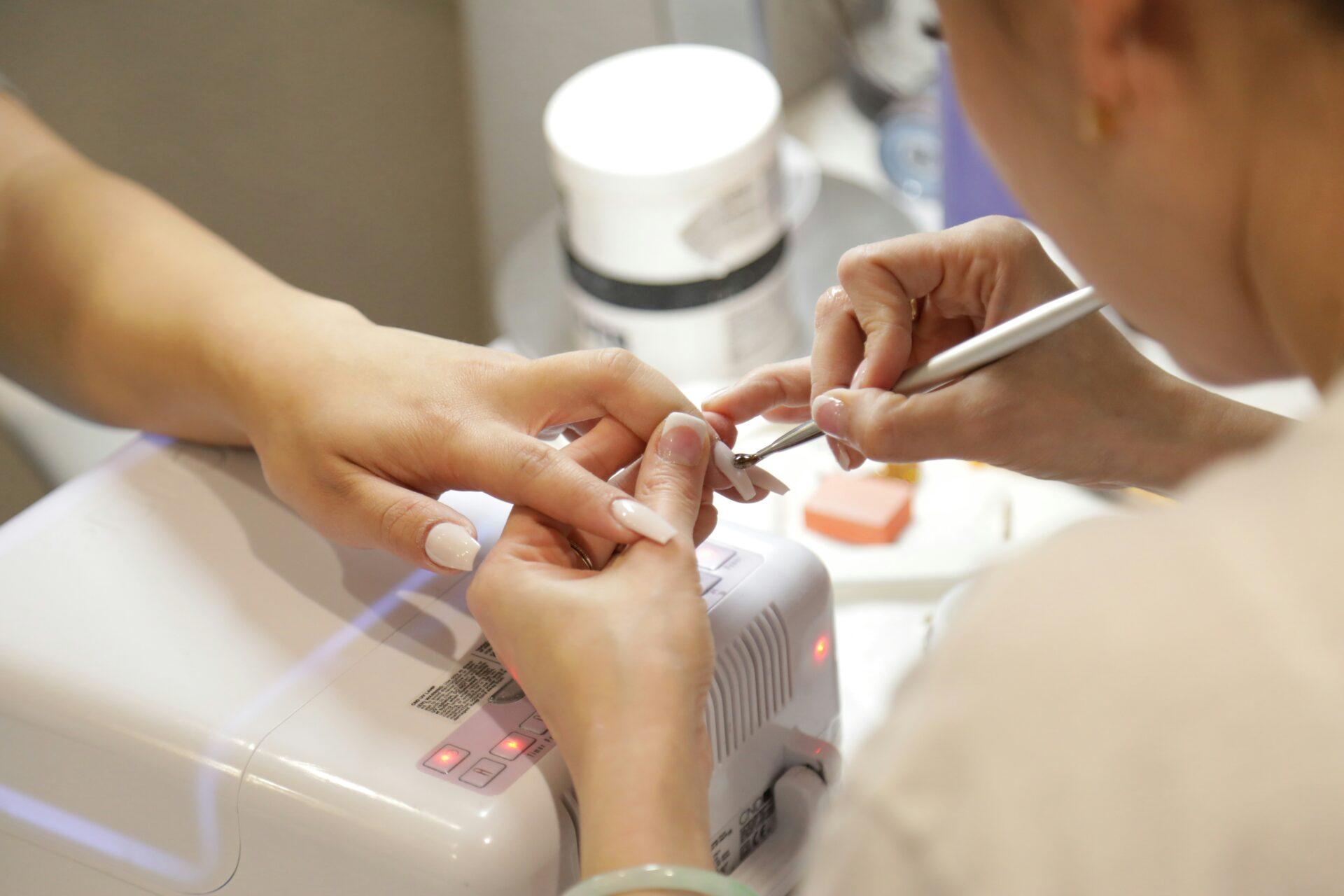 Keragel revoluciona o mercado nail com linha de géis que vai além das exigências da ANVISA
