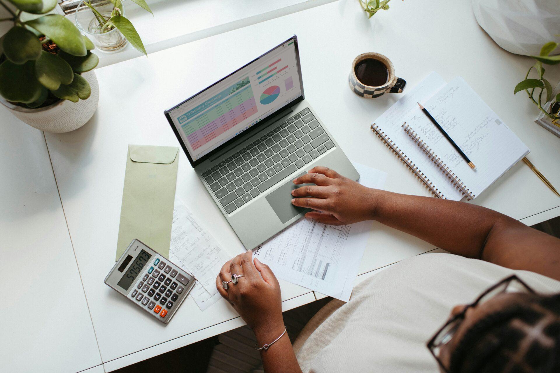 Enquanto muitos jovens buscam o primeiro emprego, empresário de 22 anos estreia no franchising
