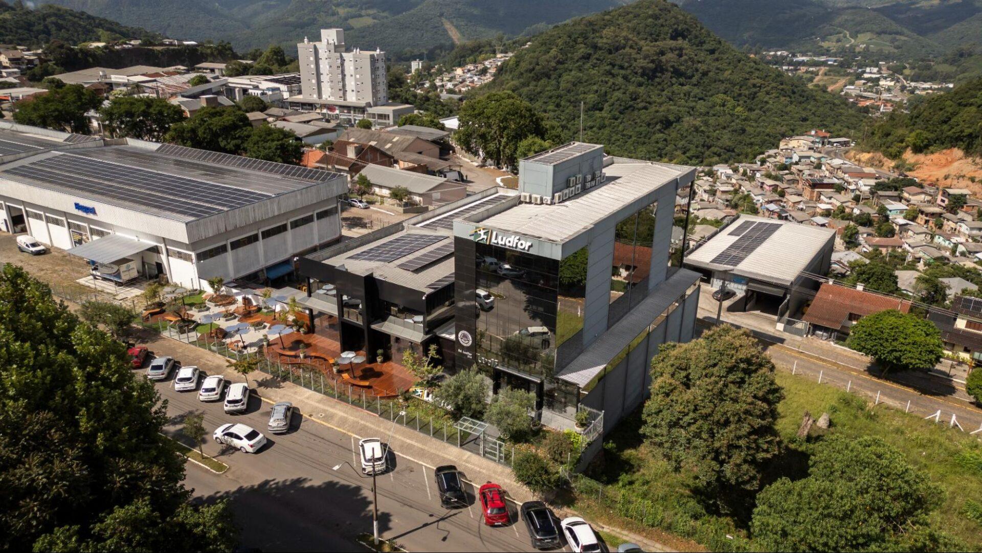 Expansão do mercado livre leva contratos de energia a considerar consumo, horário e sazonalidade