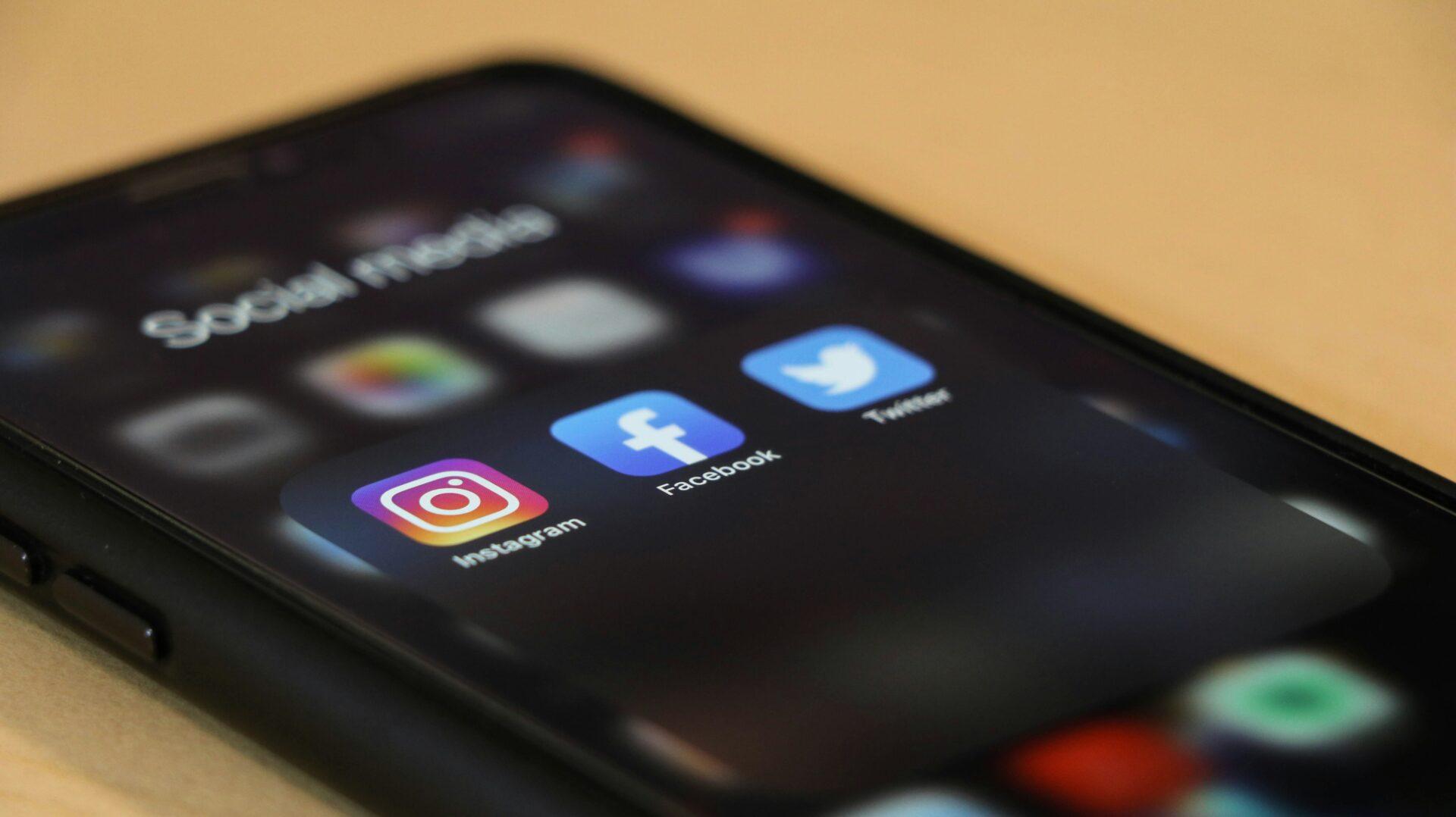 O risco de construir um negócio inteiro dentro de uma rede social