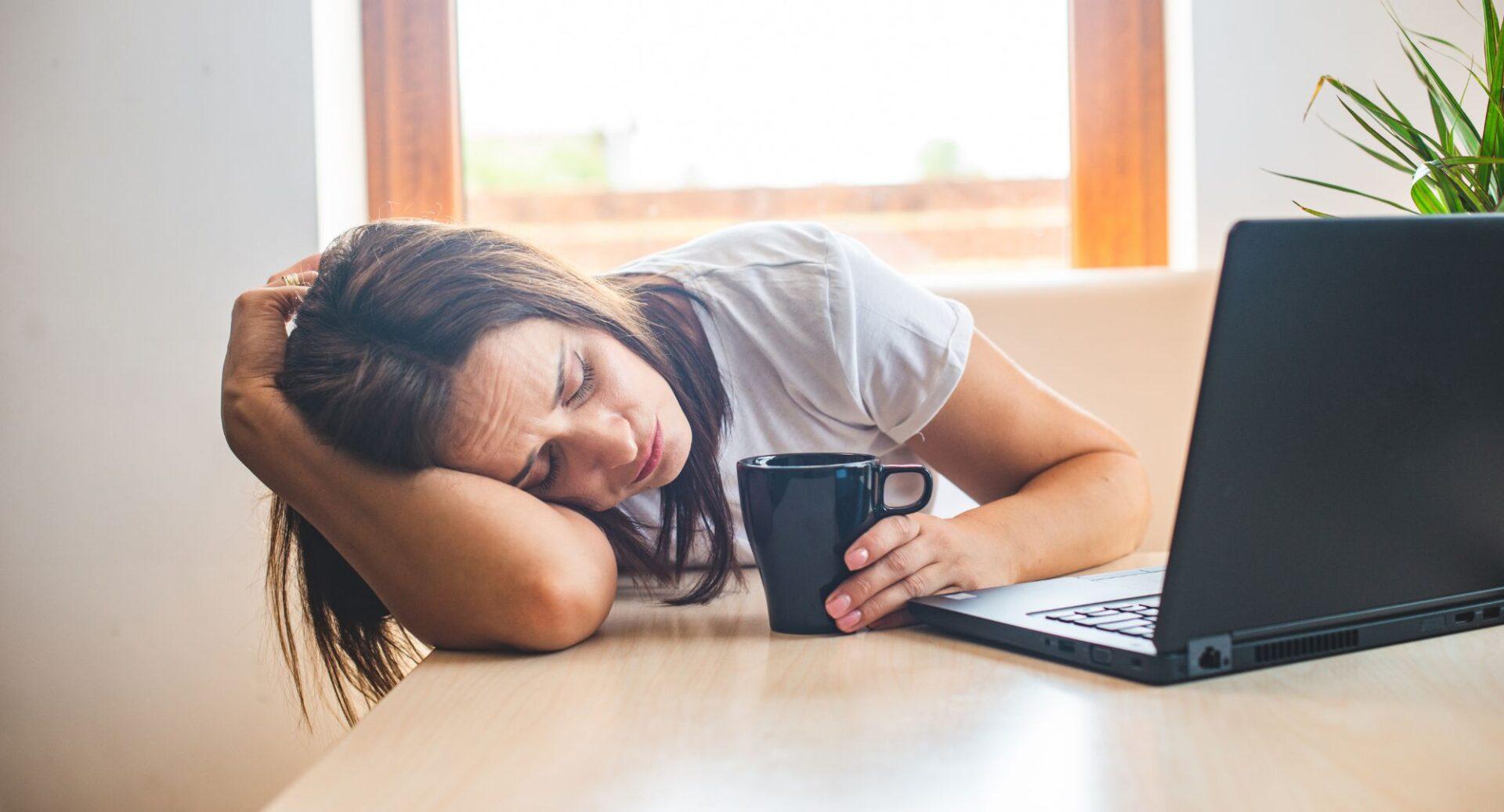 Quando a procrastinação no trabalho tem raiz emocional