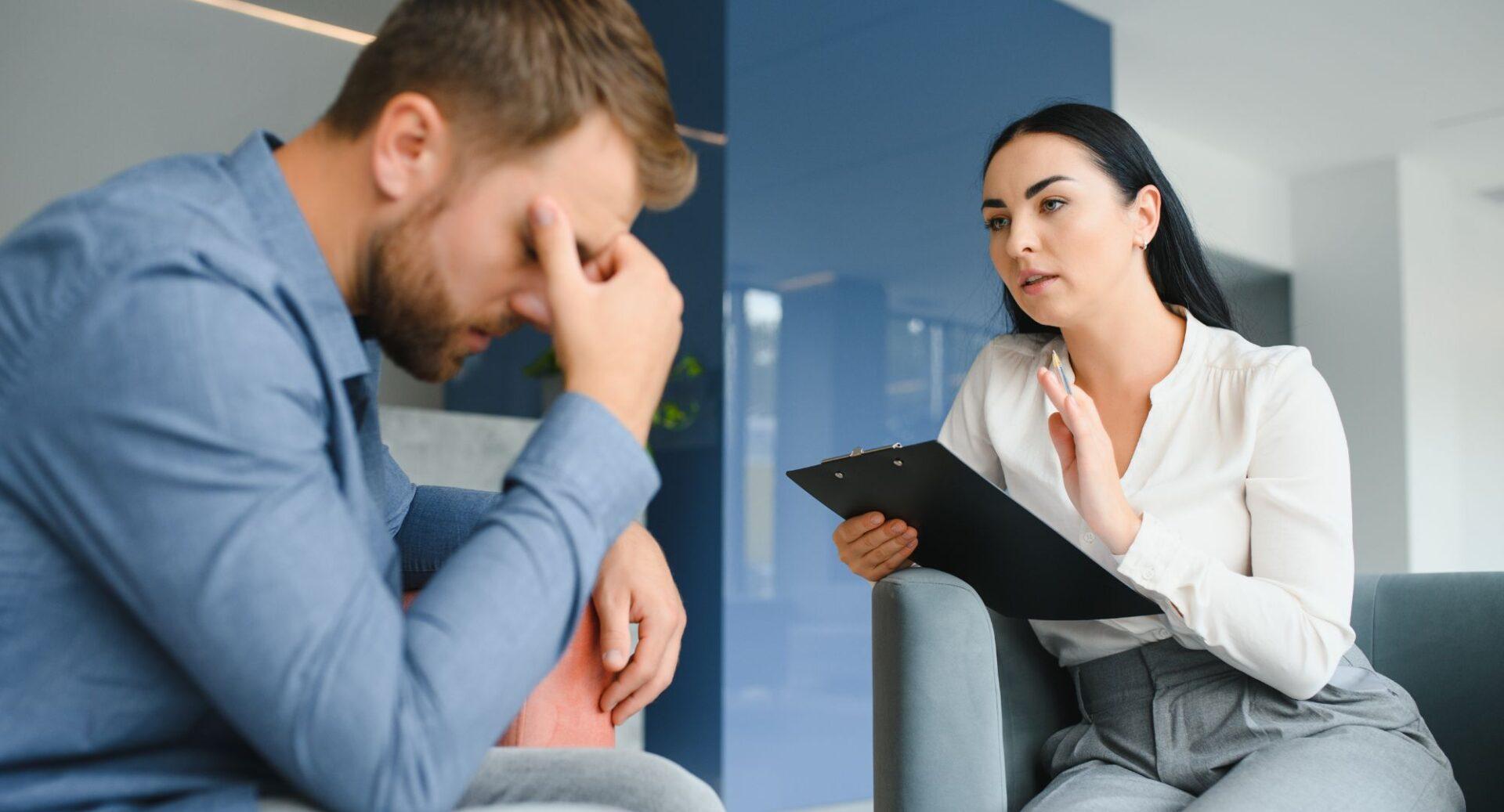 O impacto oculto dos colegas superconfiantes: quando o ego sabota o trabalho em equipe