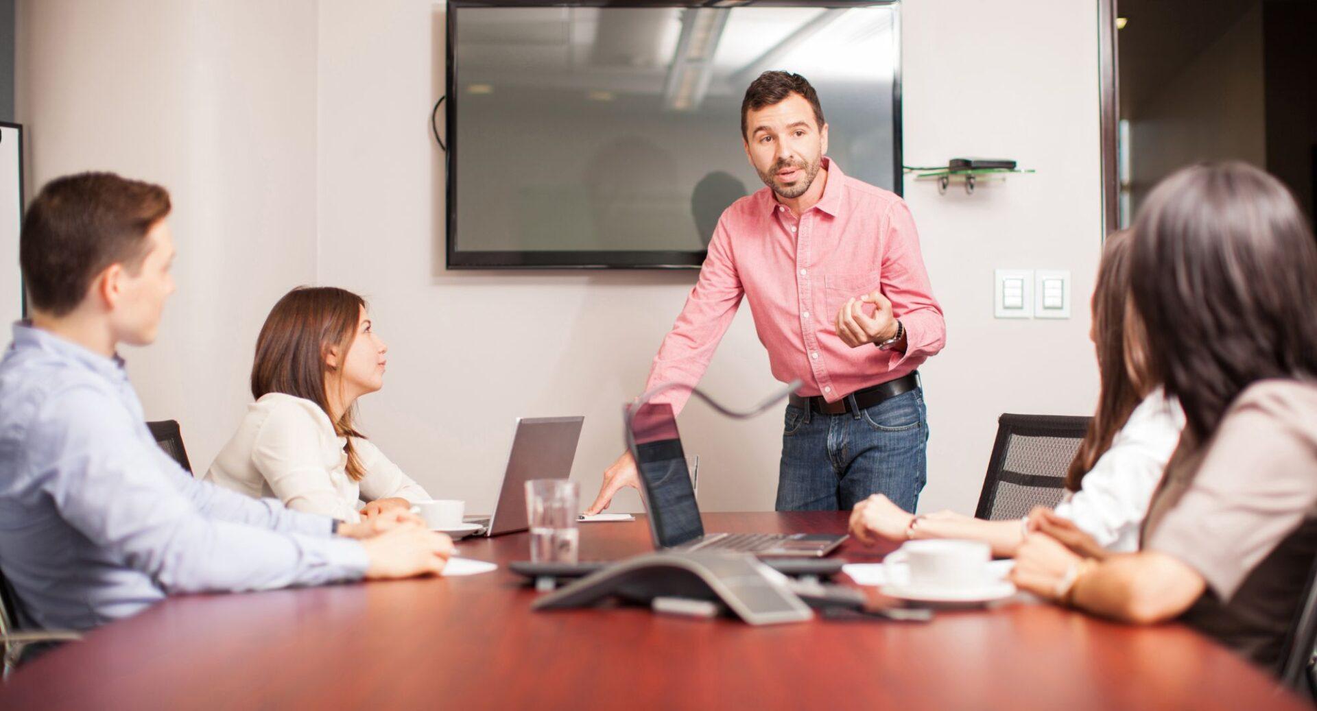 Como garantir que seus funcionários se sintam seguros no trabalho