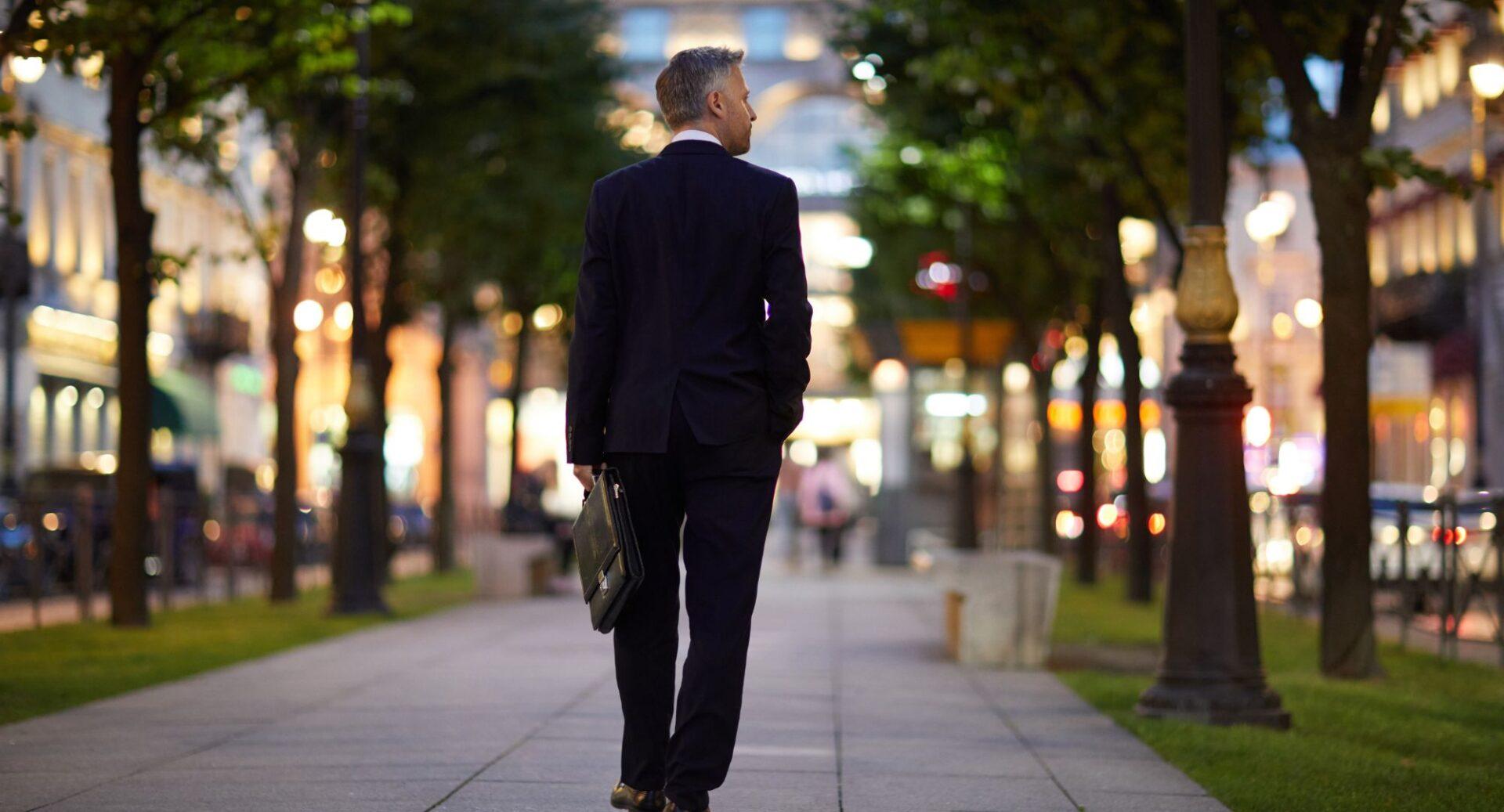 A diferença que ninguém quer fazer: o que realmente separa empresas comuns de negócios extraordinários