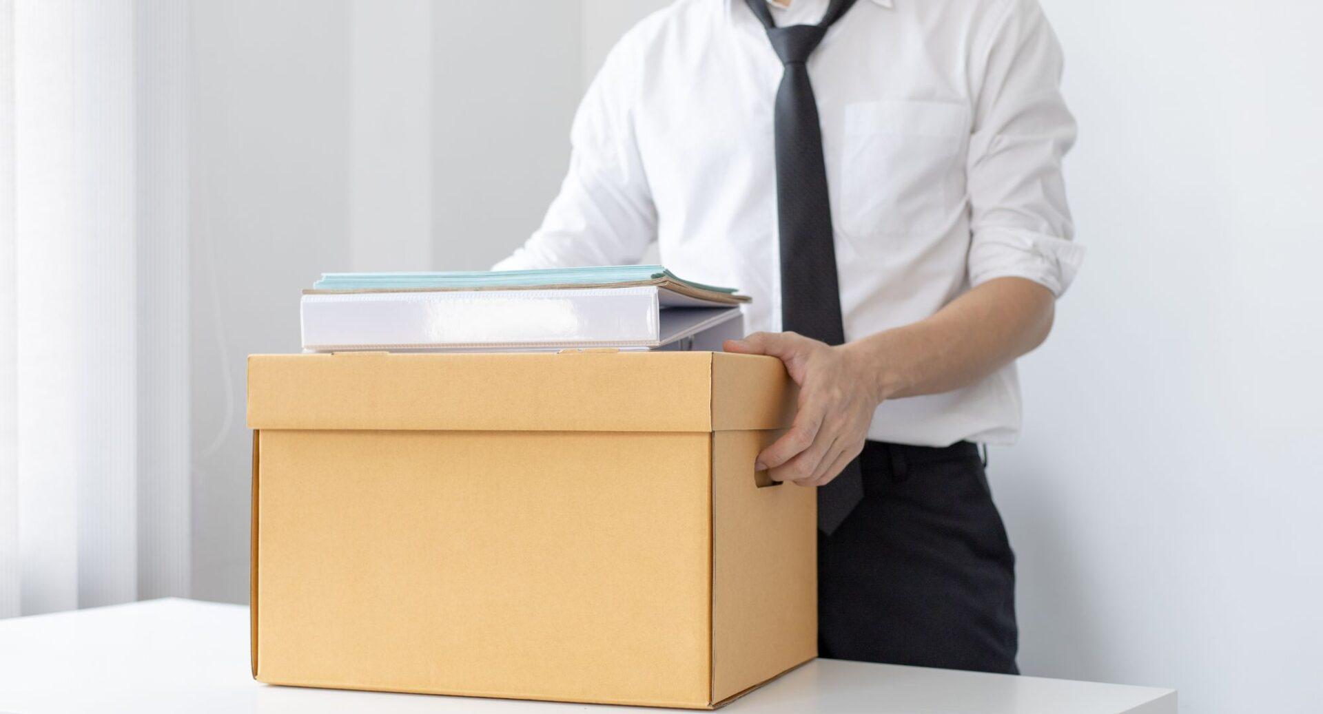 O que acontece dentro de uma empresa quando um CEO pede demissão?